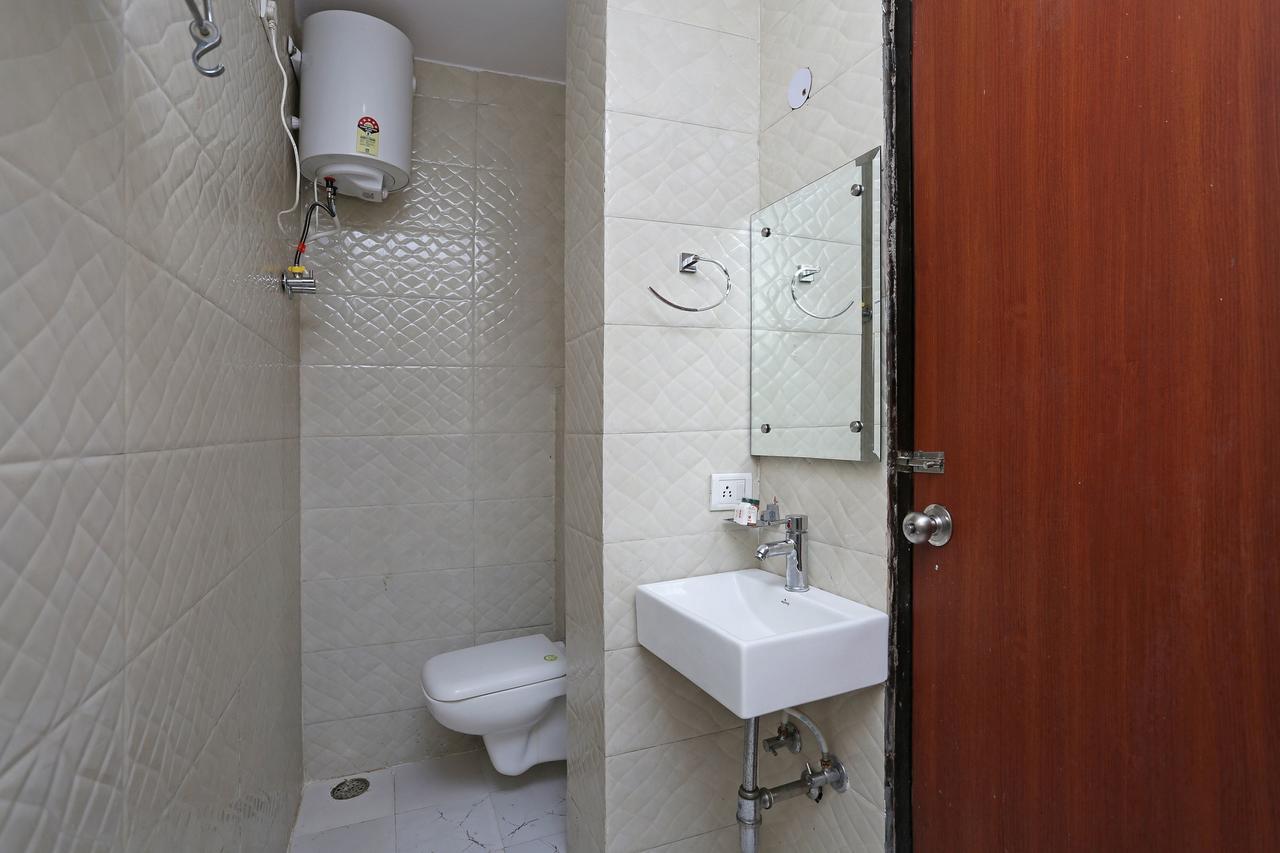 Oyo Hotel Delhi Delight Near Sarai Rohilla Railway Station Exterior photo